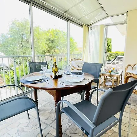 Conviviale Et Familiale Proche Du Port Santa Saint-Raphael (Var)